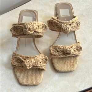 Dolce Vita Women's Tan Sandals